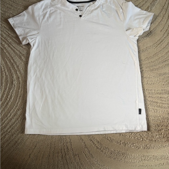 Kenneth Cole White Short Sleeve Tee - Picture 1 of 3